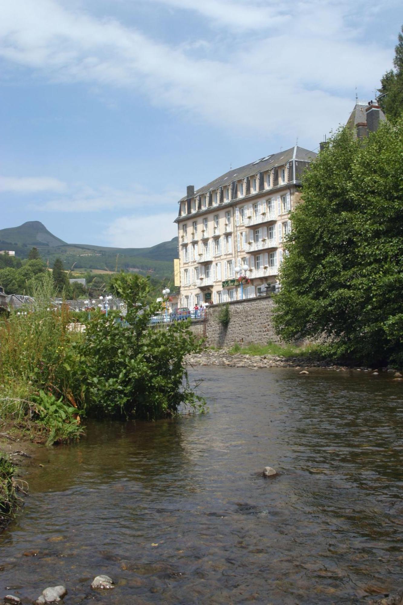 Le Parc Des Fees Hotel Retaurant & Spa Ла-Бурбуль Экстерьер фото
