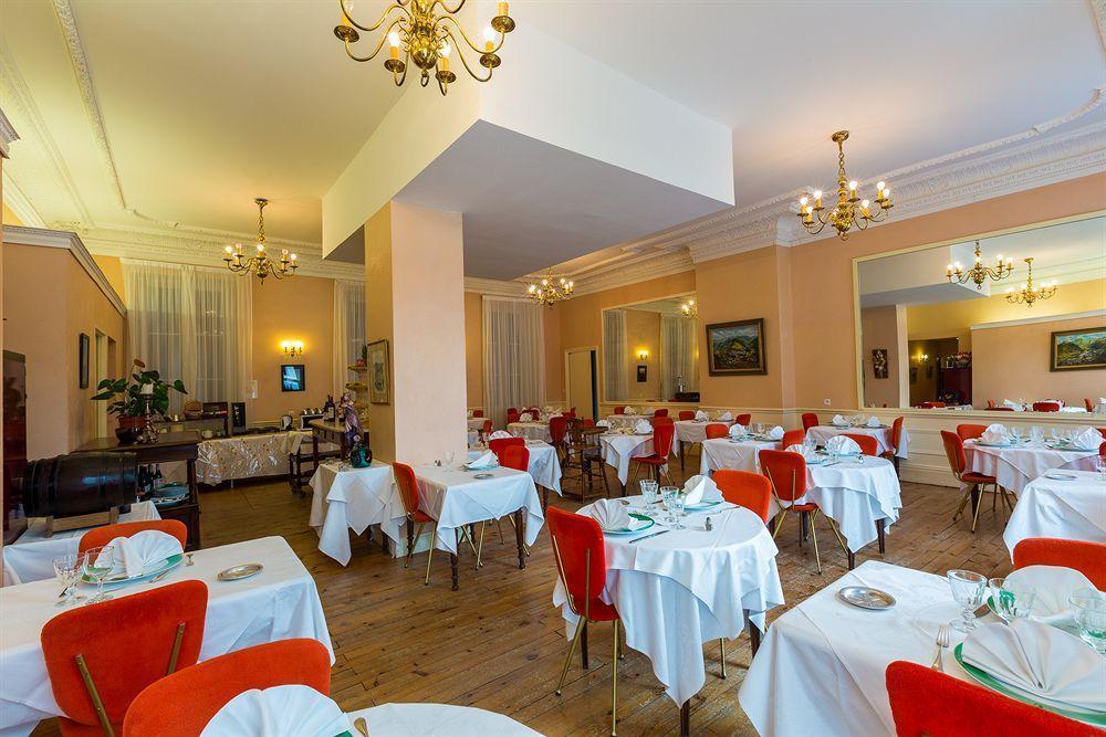 Le Parc Des Fees Hotel Retaurant & Spa Ла-Бурбуль Экстерьер фото